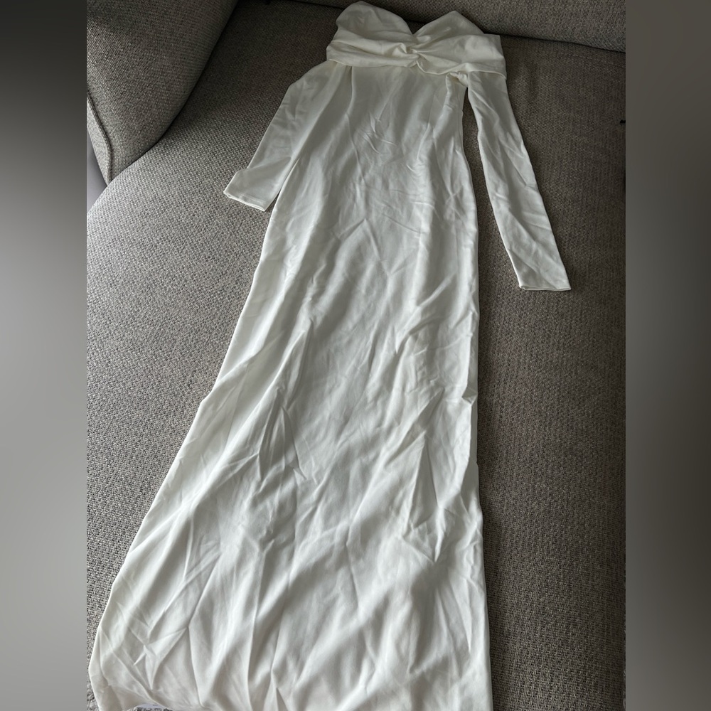 Off the shoulders dress